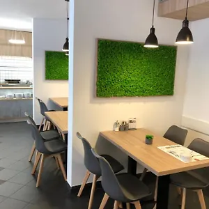 https://hotel-orion-varkert.inbudapesthotels.com