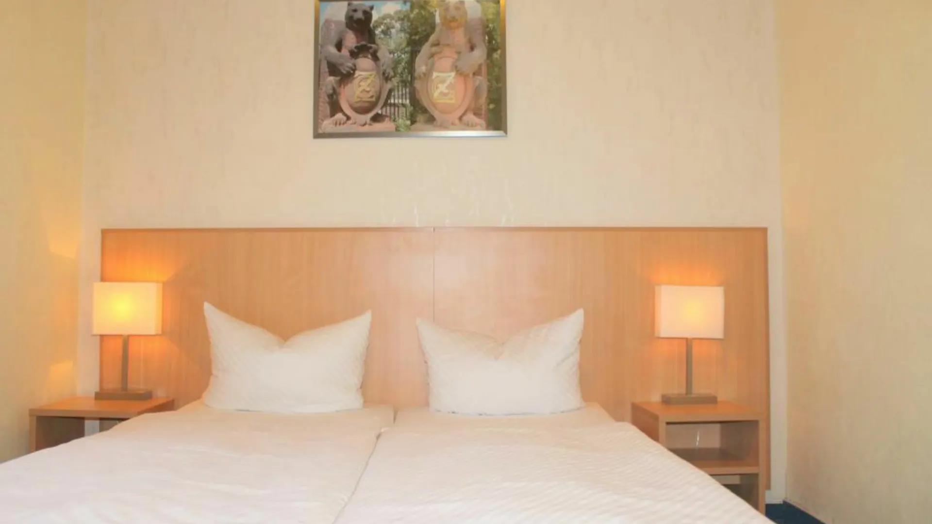 Hotel Margrit Berlin 2*,  Niemcy